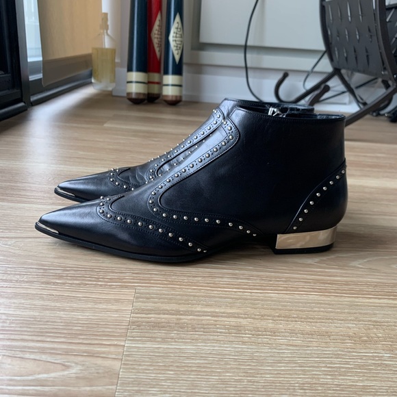 Barbara Bui Paris 10M(40) pointed toe studded boot - Picture 1 of 10